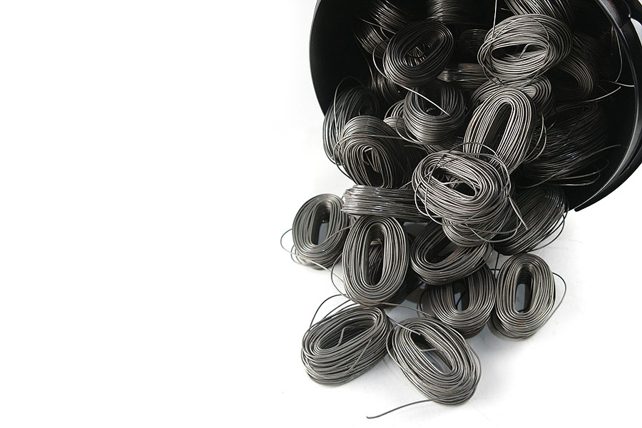 Drahtröllchen / Bindedraht / Drahtmäuse verzinkt 1,4mm 20kg im Eimer