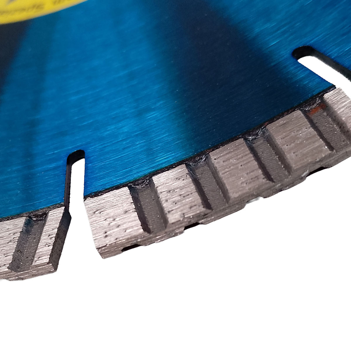 Diamant Trennscheibe Gazelle mit 230mm Durchmesser für präzises Schneiden von Beton, Stein und Fliesen bei geringer Vibration